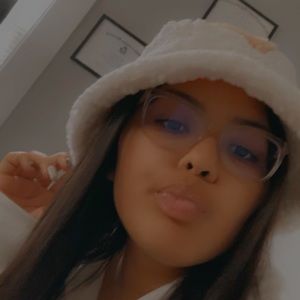 Meet your Posher, Anastaza